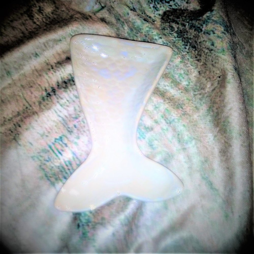 White Mermaid Trinket Tray For Your little Mermaid - Picture 4 of 10